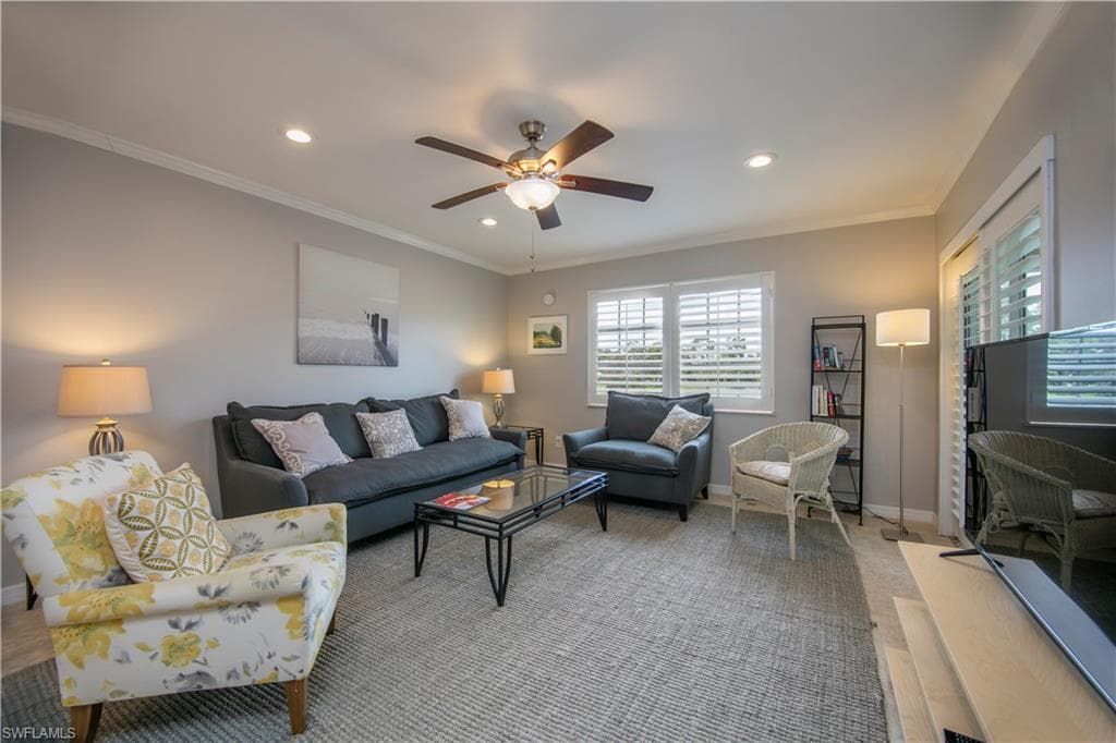 217 Bobolink WAY 217B NAPLES, FL 34105