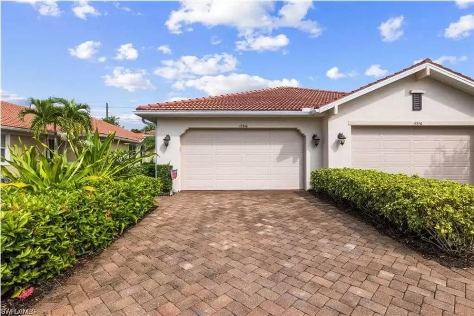 13346 Kent ST NAPLES, FL 34109