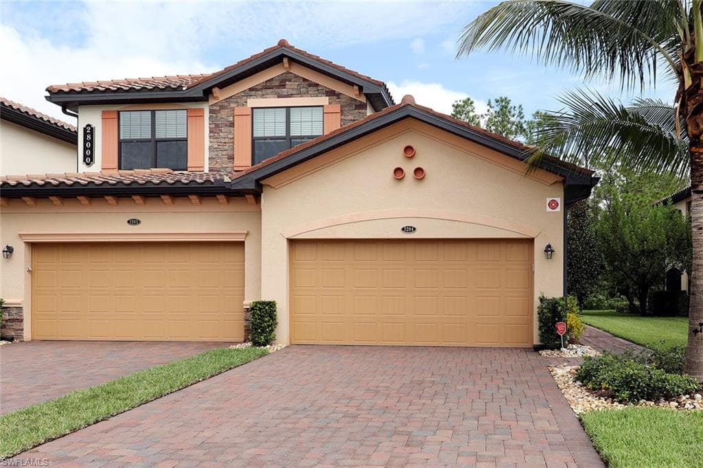 28000 Cookstown CT 3204 BONITA SPRINGS, FL 34135