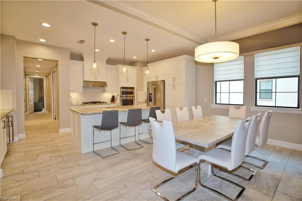 16378 Viansa WAY 4-101 NAPLES, FL 34110