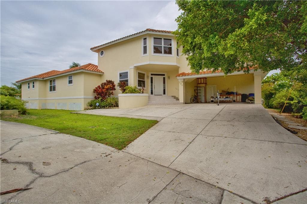 122 Sea Horse LN FORT MYERS BEACH, FL 33931