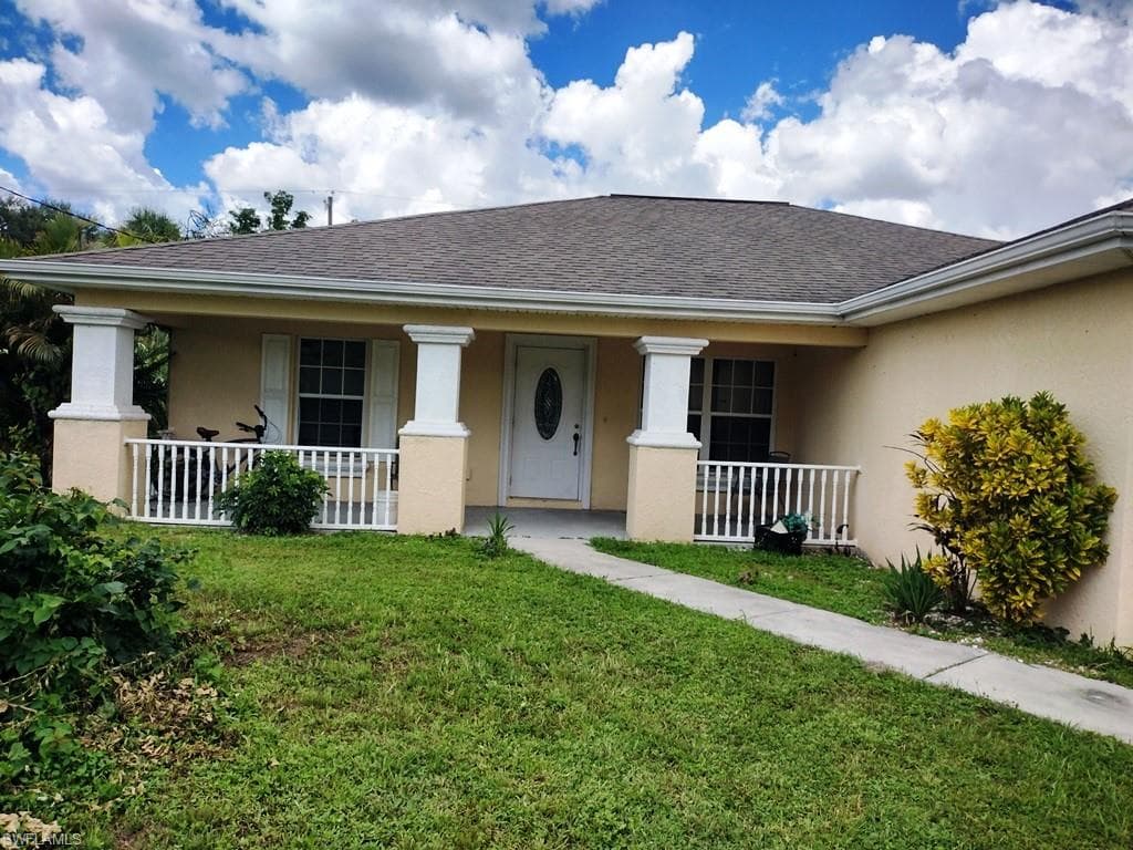 5100 2nd ST W LEHIGH ACRES, FL 33971