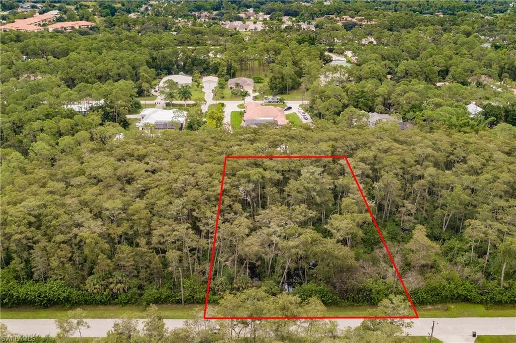 25505 Busy Bee DR BONITA SPRINGS, FL 34135