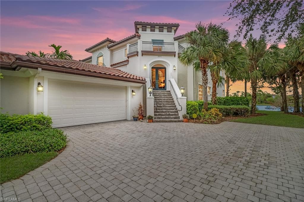 28571 Calabria CT 202 NAPLES, FL 34110
