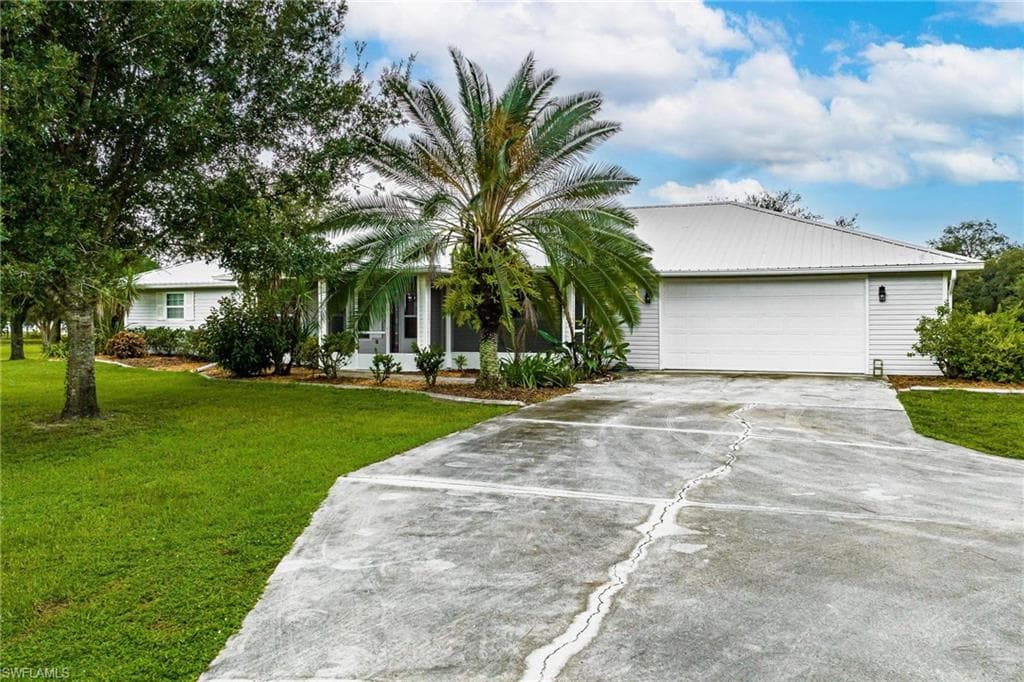 7789 14th TER LABELLE, FL 33935