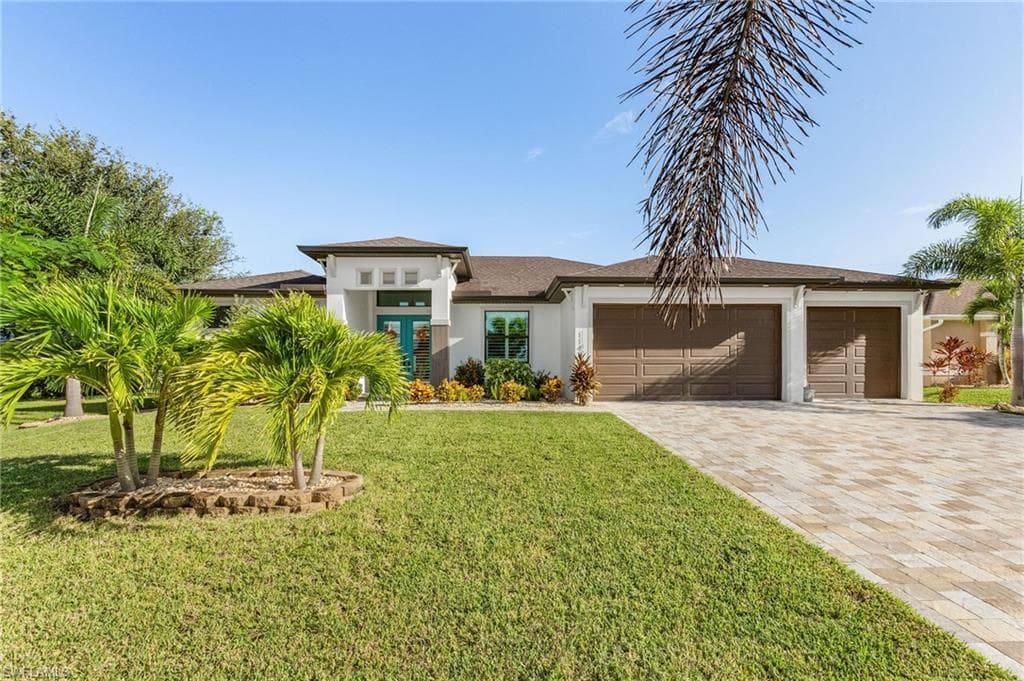1147 SW 42nd TER CAPE CORAL, FL 33914