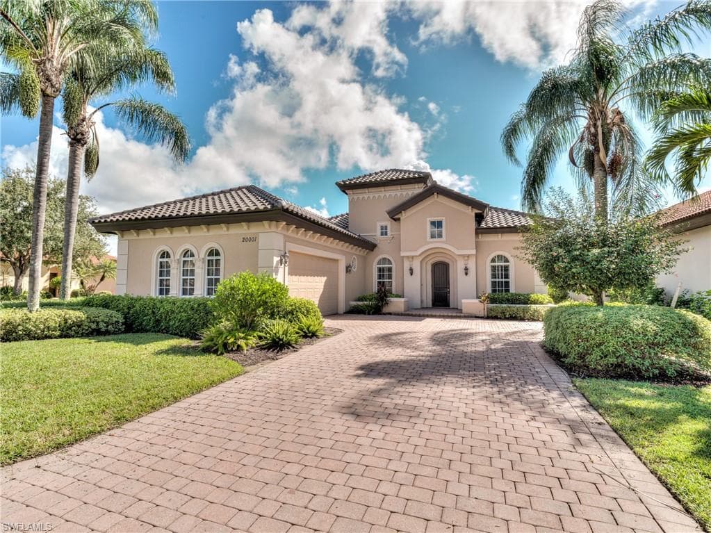 20001 Grande Lake DR
