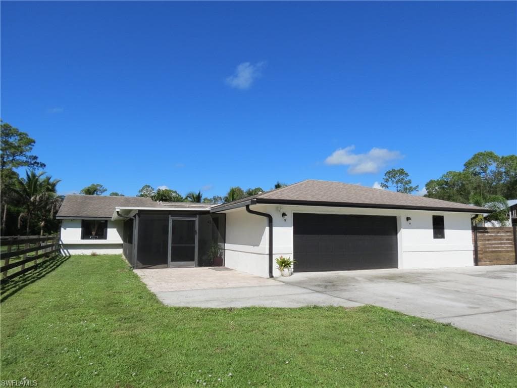 17901 Nalle RD NORTH FORT MYERS, FL 33917