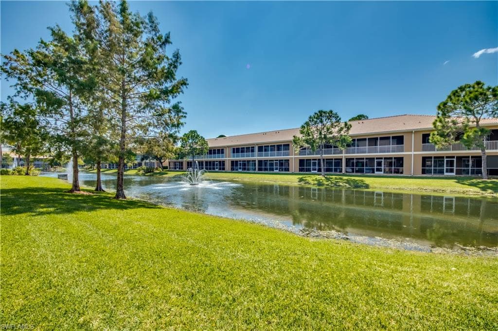 1108 Winding Pines CIR 105 CAPE CORAL, FL 33909