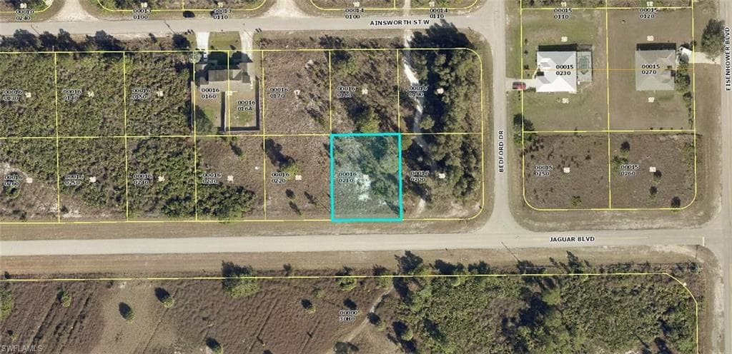 973 Jaguar BLVD LEHIGH ACRES, FL 33974