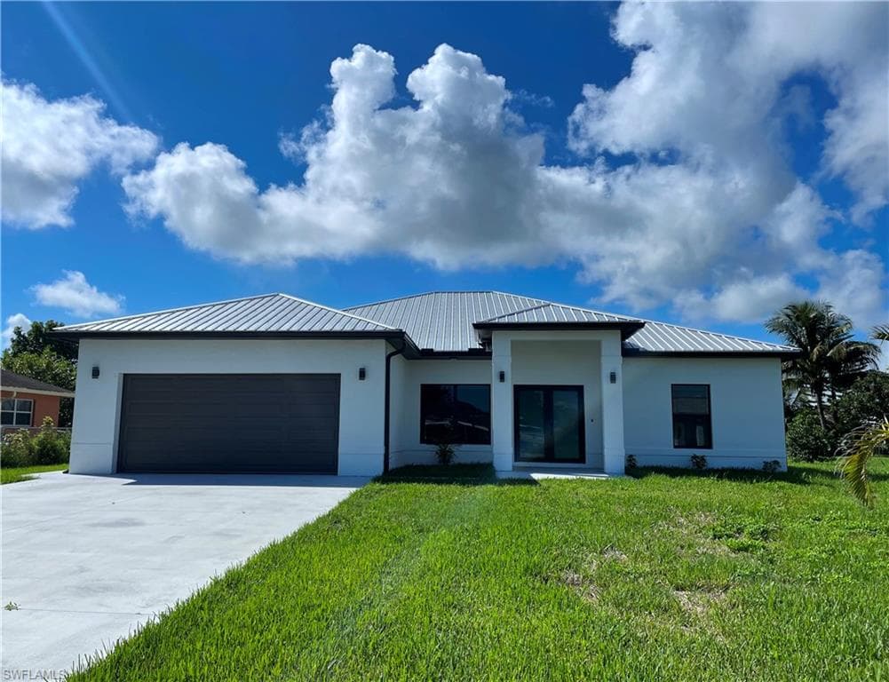 318 W Sugarland CIR CLEWISTON, FL 33440