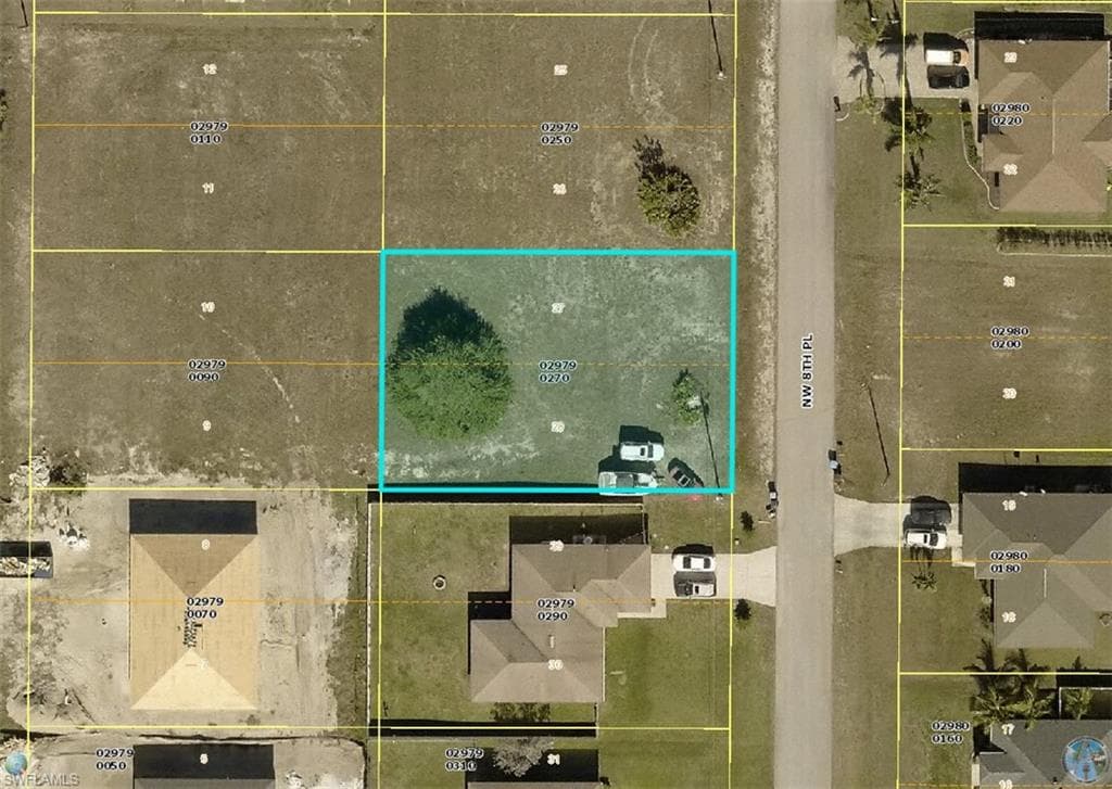 2312 NW 8th PL CAPE CORAL, FL 33993