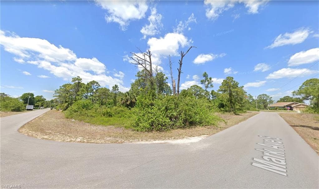 1123 Enrique ST E LEHIGH ACRES, FL 33974