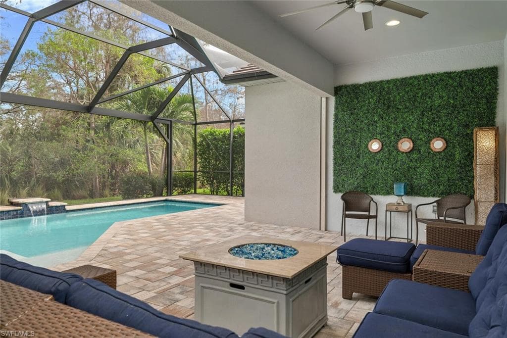 3773 Helmsman DR NAPLES, FL 34120