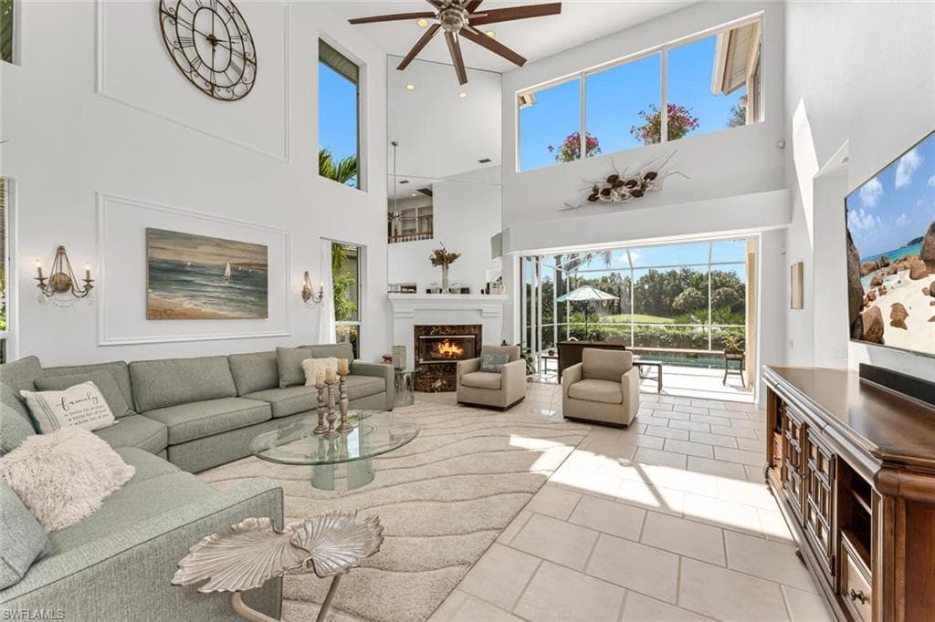 5787 Persimmon WAY NAPLES, FL 34110