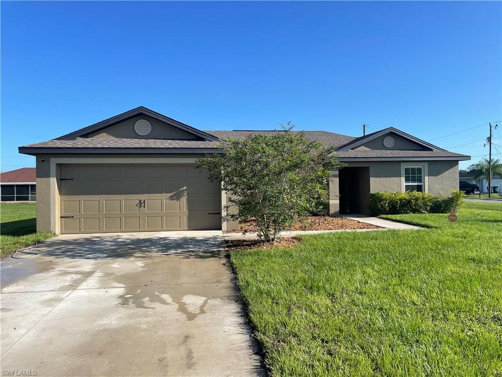 848 Sea Urchin CIR FORT MYERS, FL 33913