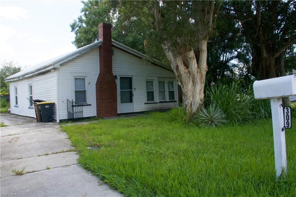 309 Burland ST PUNTA GORDA, FL 33950