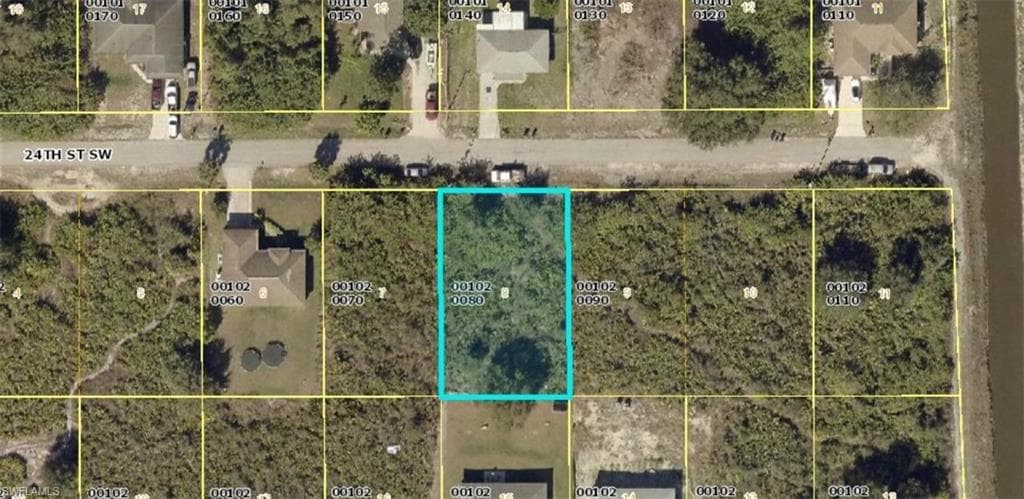 3704 24th ST SW LEHIGH ACRES, FL 33976