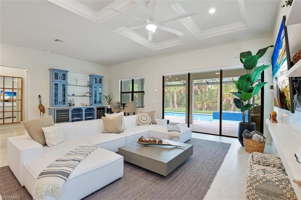 9367 Greyhawk TRL NAPLES, FL 34120