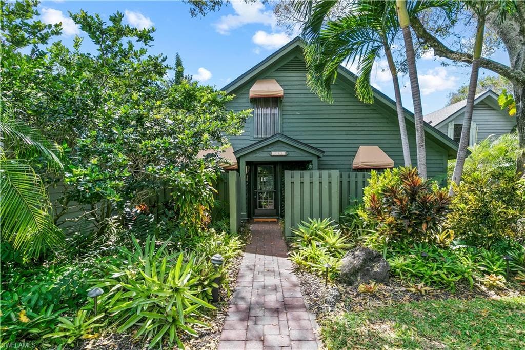 1325 Solana RD K-3 NAPLES, FL 34103