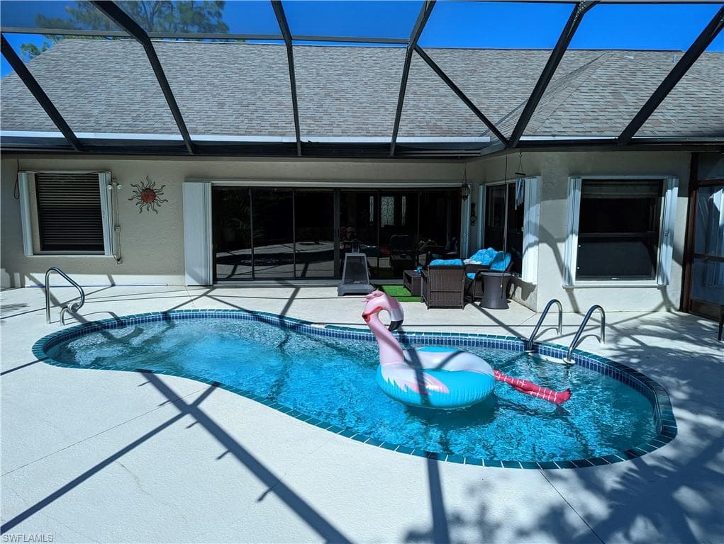 3036 Round Table LN NAPLES, FL 34112
