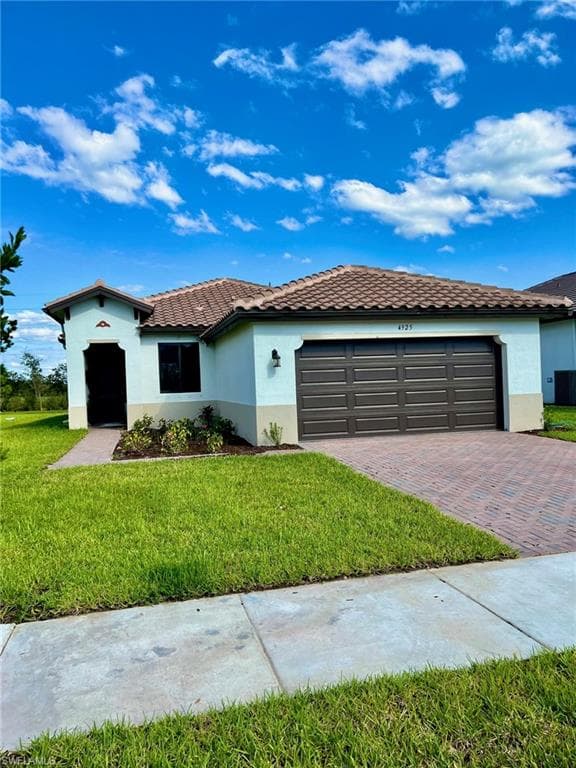 4925 GAMBERO WAY AVE MARIA, FL 34142