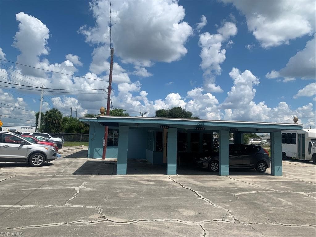 3201 Fowler ST FORT MYERS, FL 33901