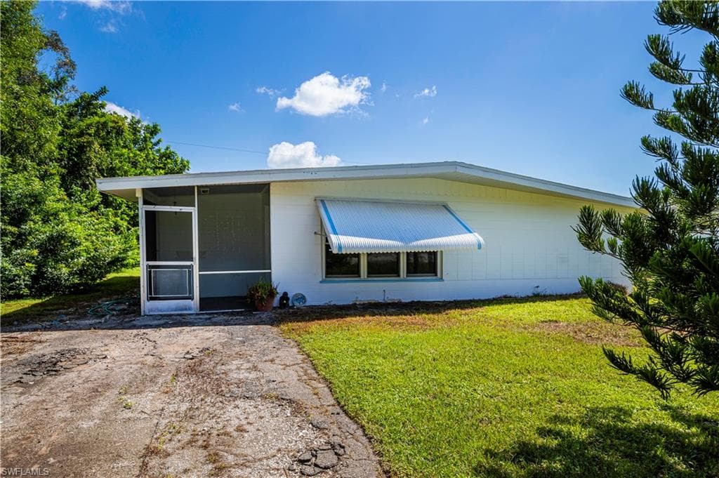 18633 Matanzas RD FORT MYERS, FL 33967