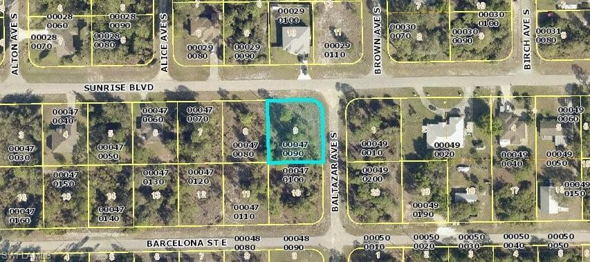 926 Sunrise BLVD LEHIGH ACRES, FL 33974