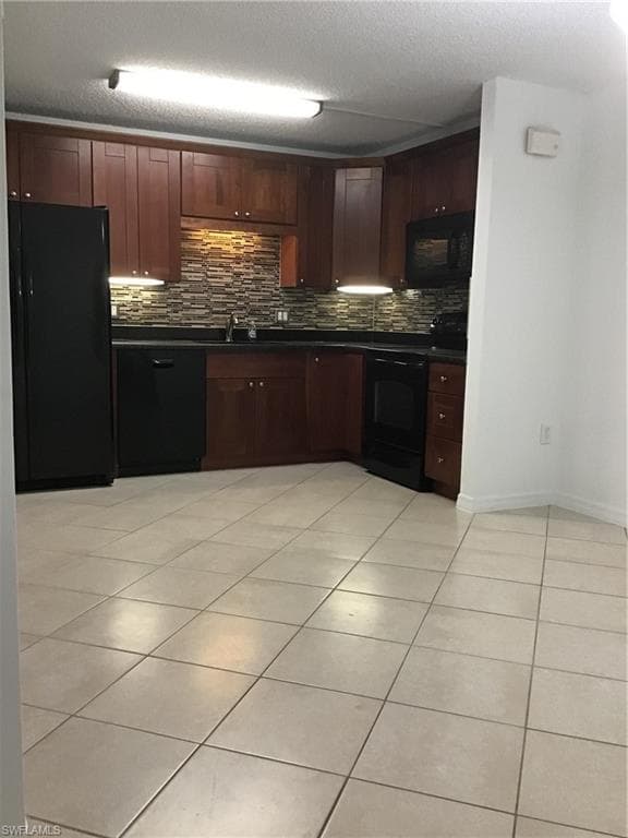 5251 Cedarbend DR 4 FORT MYERS, FL 33919