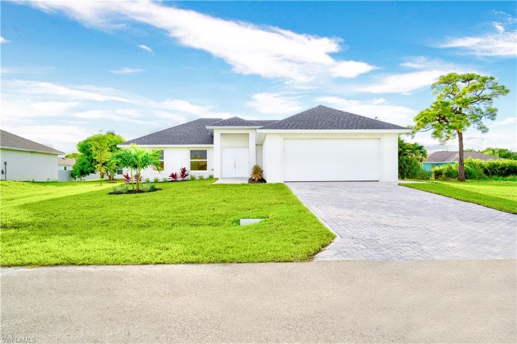 4606 SW 9th PL CAPE CORAL, FL 33914