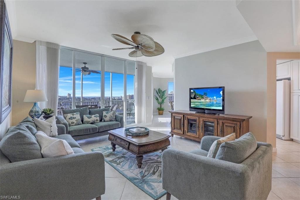 300 DUNES BLVD 803 NAPLES, FL 34110