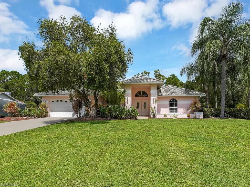 7831 Deni DR NORTH FORT MYERS, FL 33917
