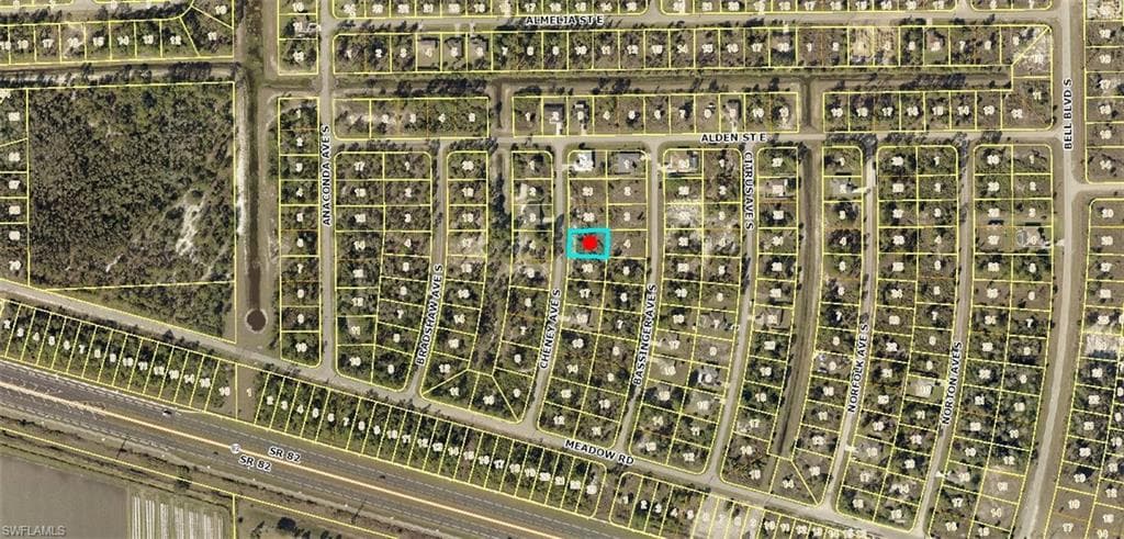 1037 Cheney AVE LEHIGH ACRES, FL 33974
