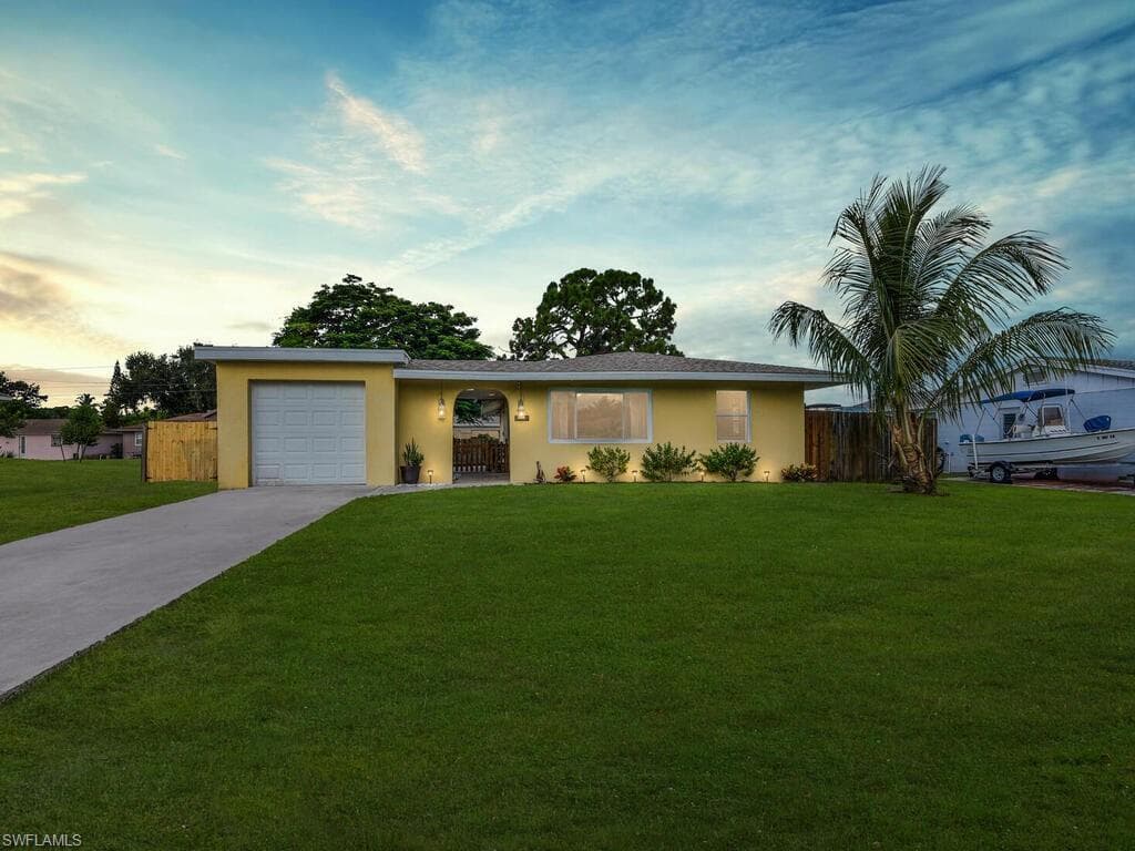 18426 Geranium RD FORT MYERS, FL 33967