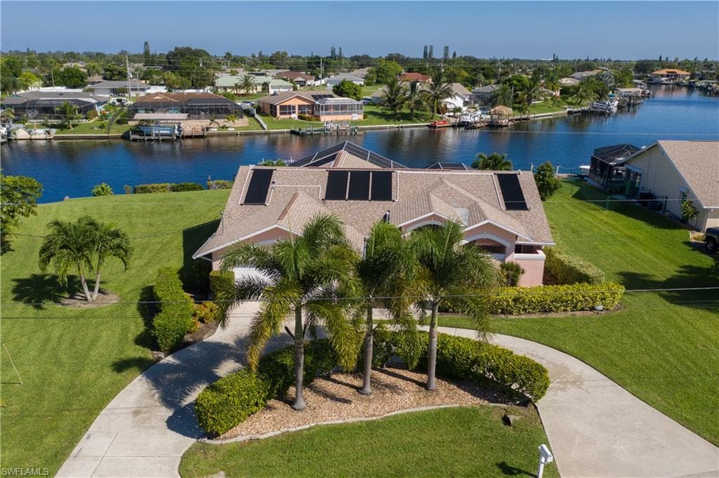 1109 SE 28th TER CAPE CORAL, FL 33904