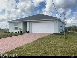 9013 Ike CT LABELLE, FL 33935