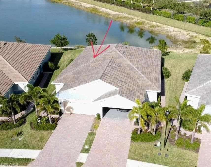 14627 Edgewater CIR
