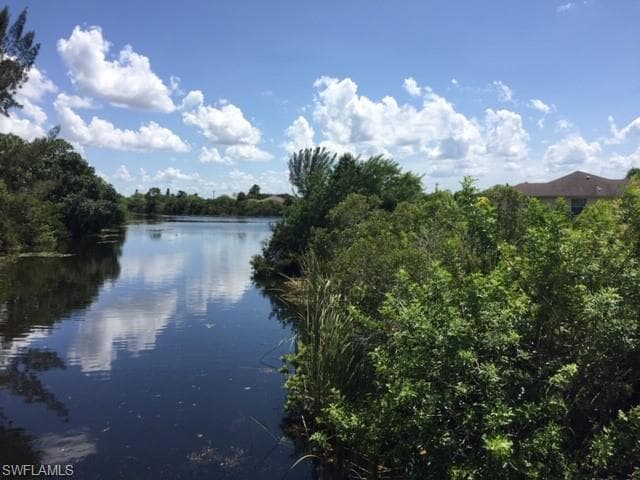 2330 NE 19th AVE CAPE CORAL, FL 33909