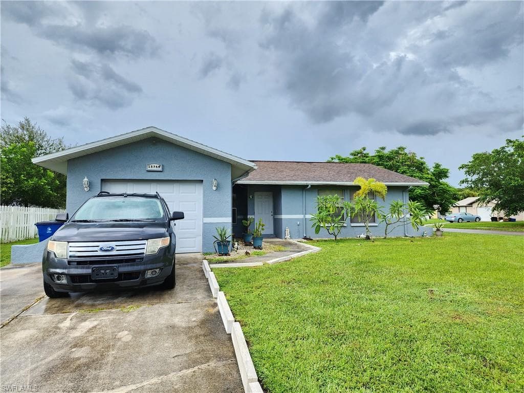 15759 Coral Vine LN FORT MYERS, FL 33905