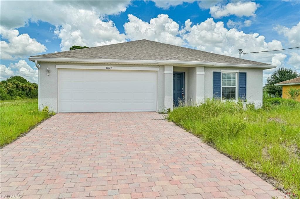 3016 67th ST W LEHIGH ACRES, FL 33971