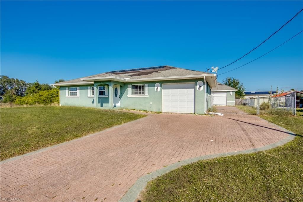 5314 4th ST W LEHIGH ACRES, FL 33971