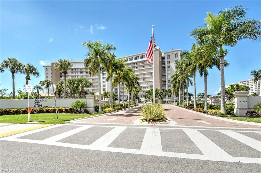 13105 Vanderbilt DR 510 NAPLES, FL 34110