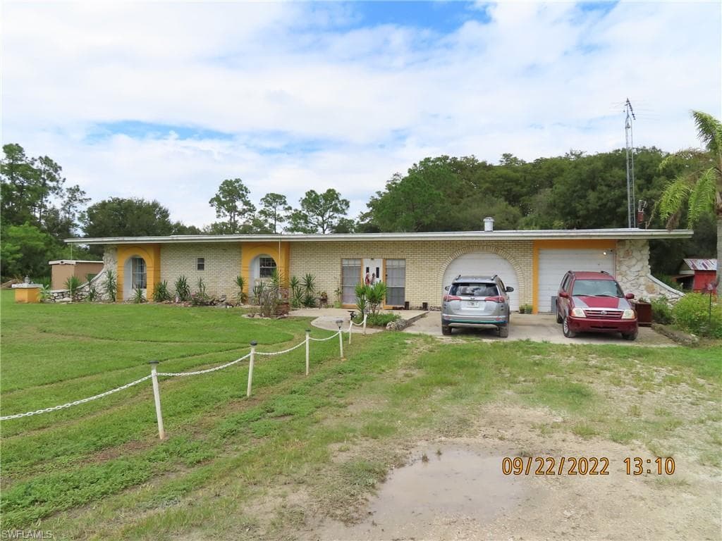 2500 Case RD LABELLE, FL 33935