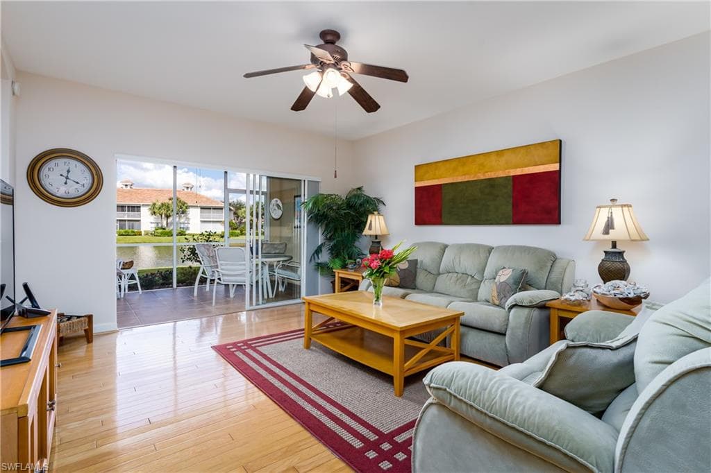 3019 Horizon LN 2601 NAPLES, FL 34109