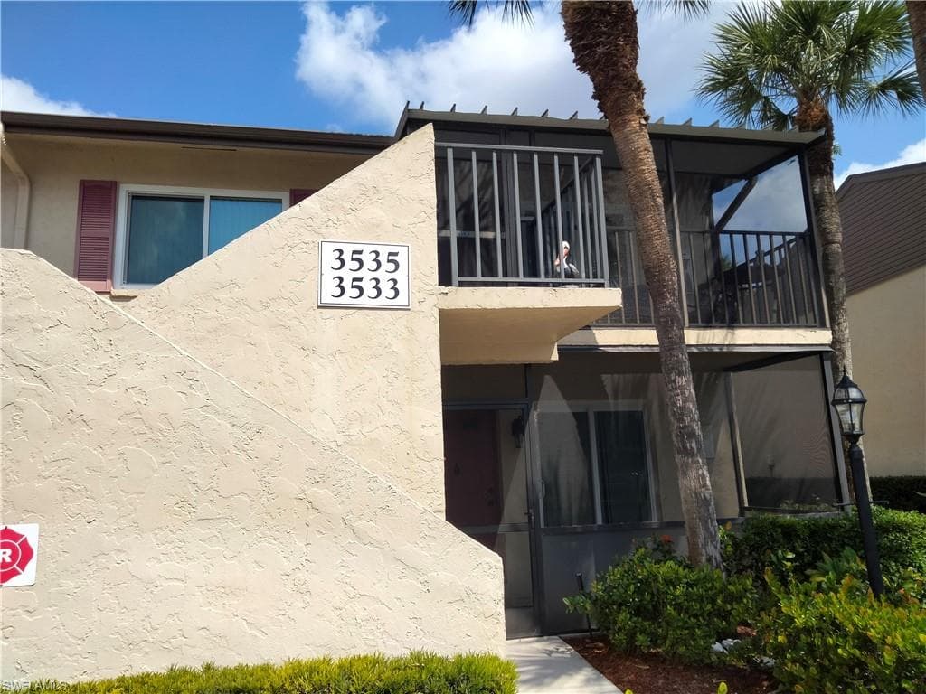 3535 Antarctic CIR 2302 NAPLES, FL 34112