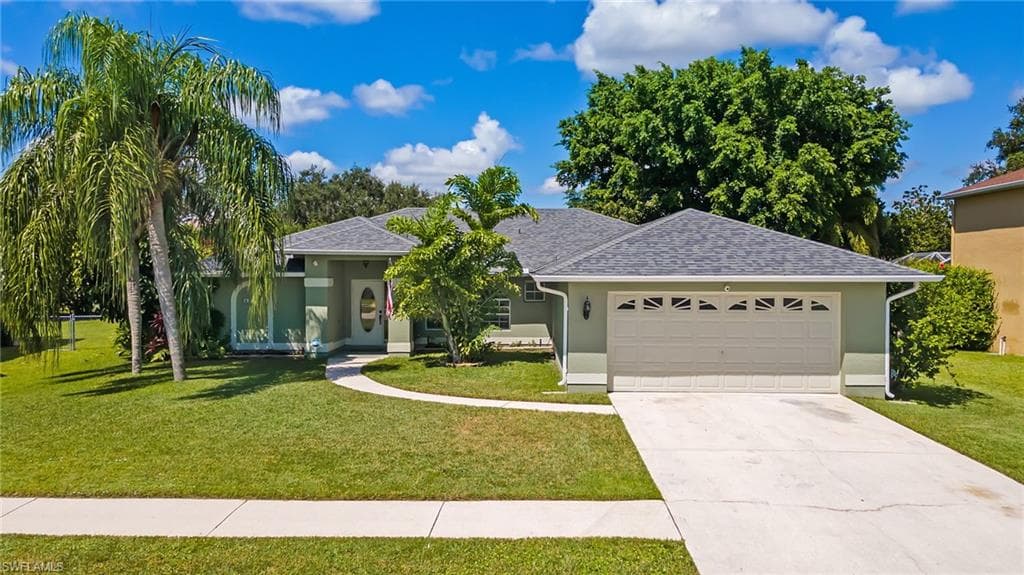1513 Junior CT LEHIGH ACRES, FL 33971