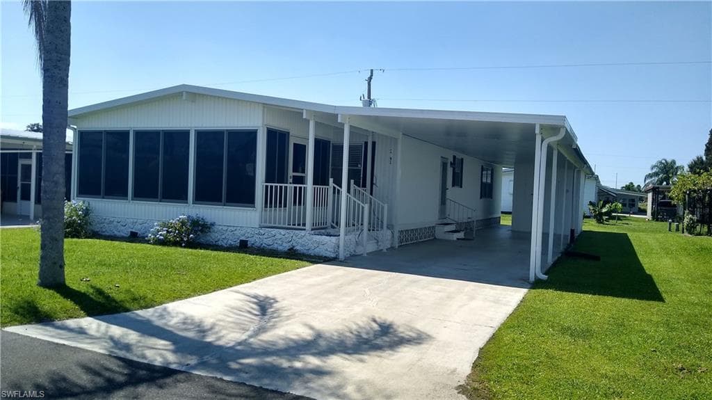 2791 Deerfield DR NORTH FORT MYERS, FL 33917