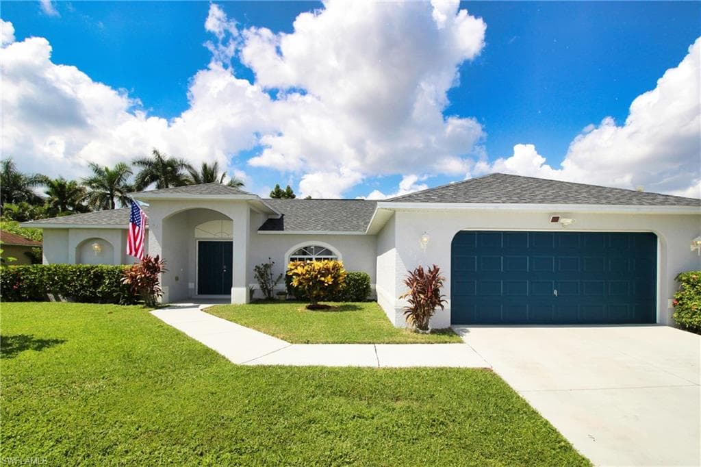 2206 SE 11th AVE CAPE CORAL, FL 33990