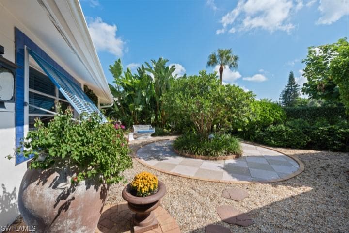 4460 Lakewood BLVD NAPLES, FL 34112